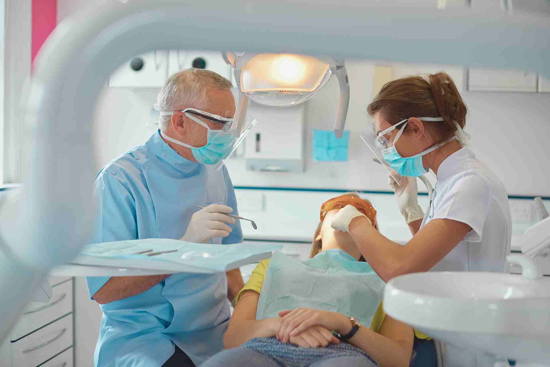 Dentist in Universal City, TX